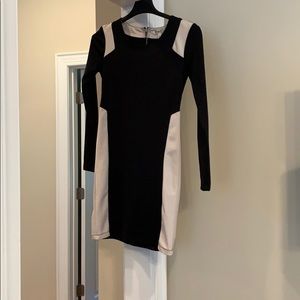 Long sleeve dresses. Black and Tan